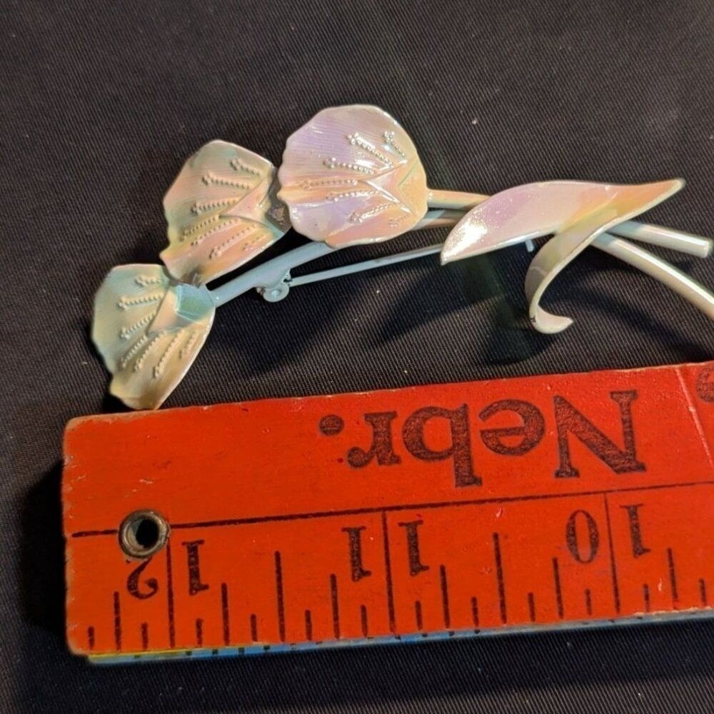 Vintage Iridescent Pearl Finish Triple Flower Brooch Mid Century Floral Pin 3.5" - Picture 7 of 8